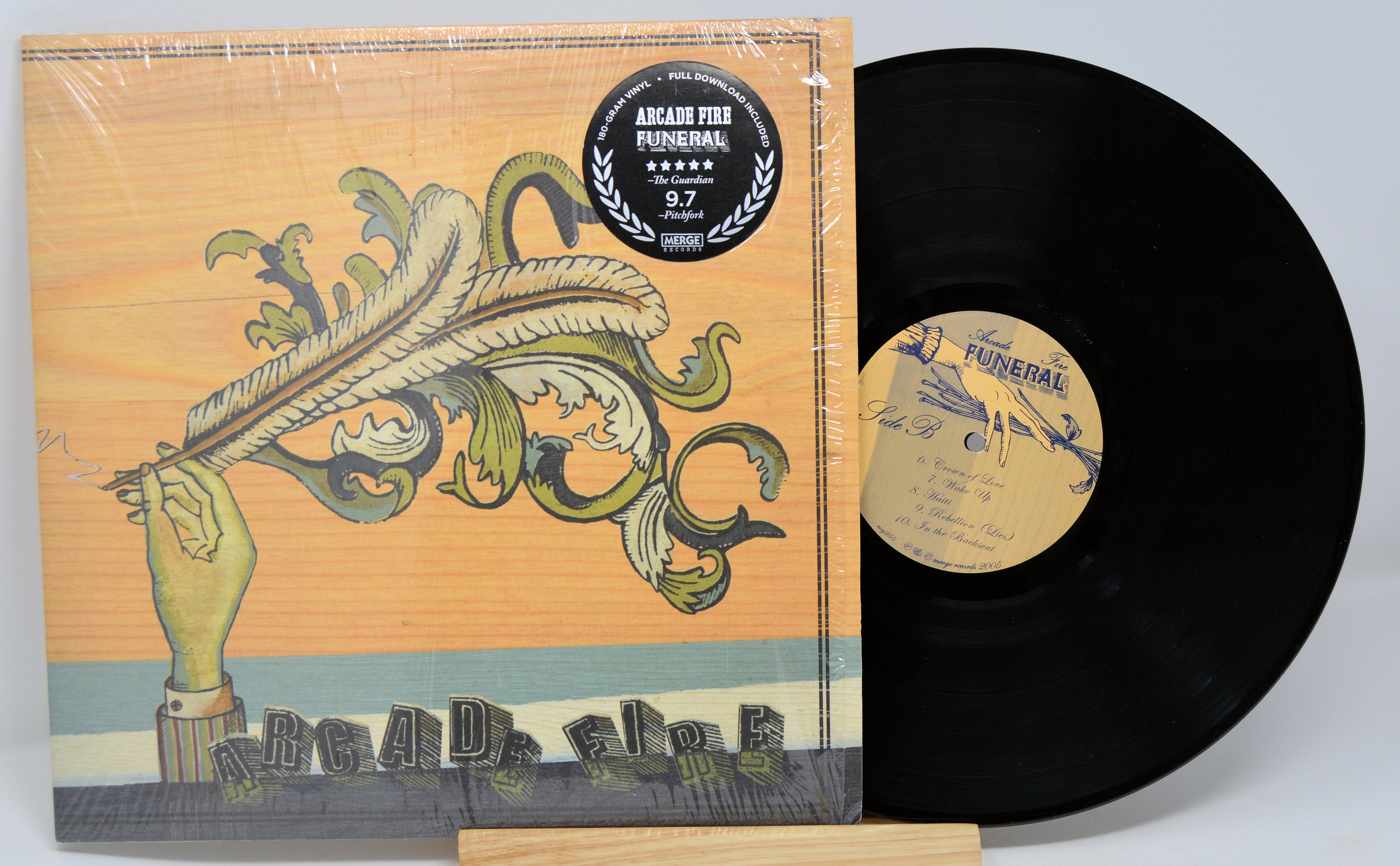 米LP Arcade Fire Funeral (180g) RTRADLP219 Sony Music, Rough Tr 未開封 /00400 Arcade Fire – Funeral – CD (Album) + CD (EP), 2005 [r1482039