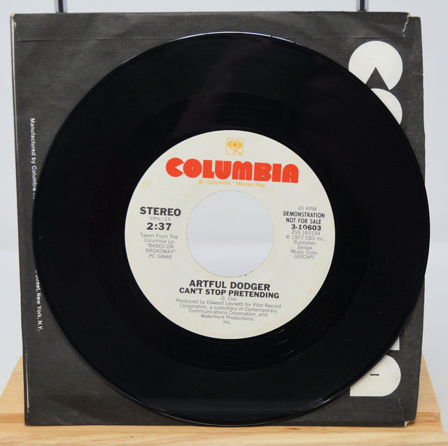 45rpm 7 inch vinyl record featuring Artful Dodger - Can't Stop Pretending