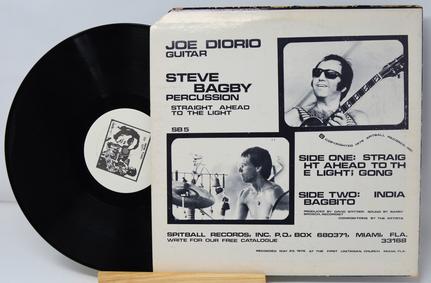 Back cover and vinyl record of Joe Diorio and Steve Bagby's 1976 jazz LP Straight Ahead to the Light