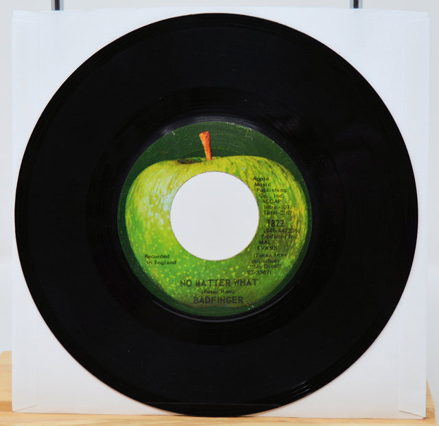 Badfinger 'No Matter What' original Apple Records 45 RPM vinyl single in white sleeve