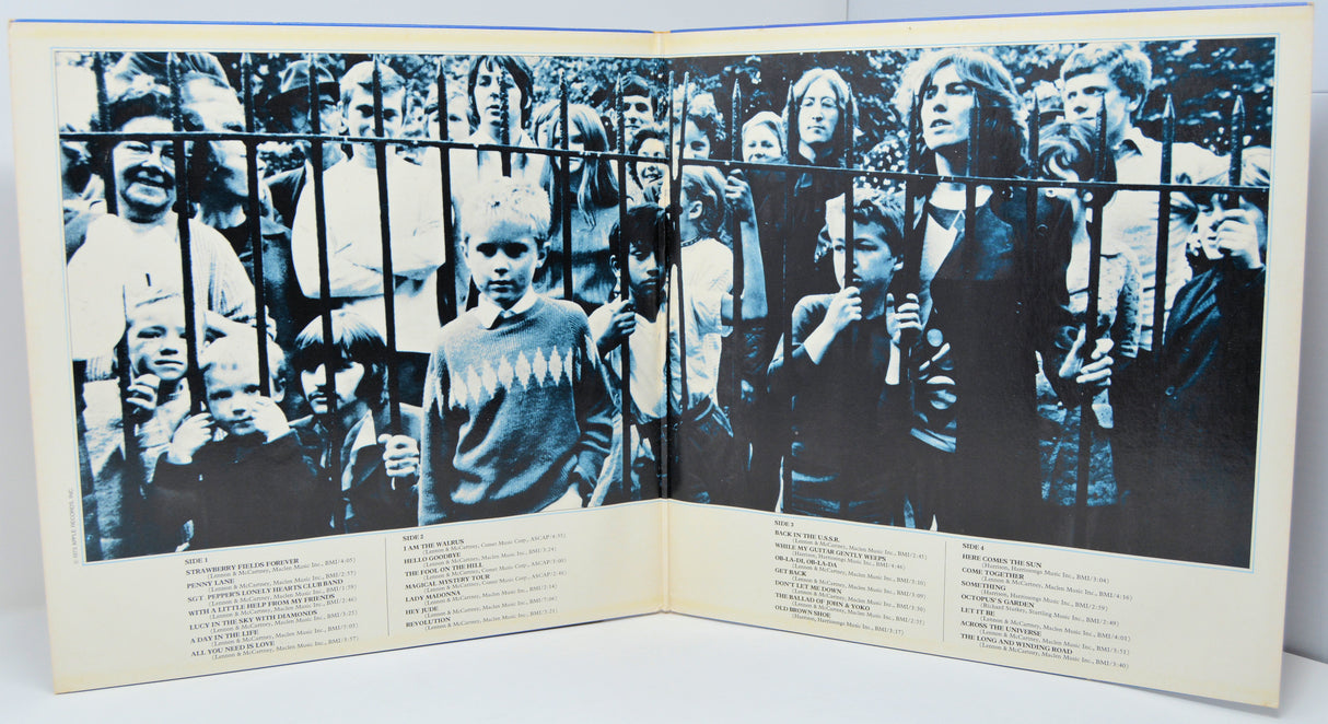Beatles, The - 1967 - 1970 (Blue)