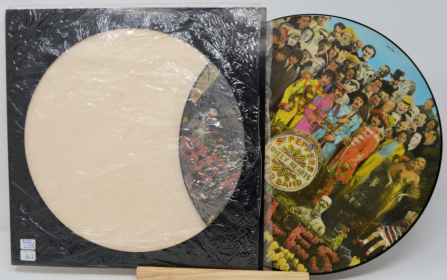 Beatles  - SGT Peppers (Pic)