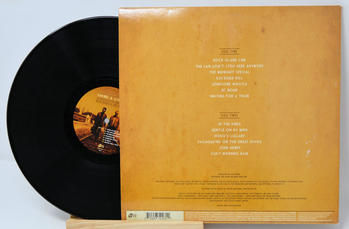 Bragg, Billy - Shine A Light