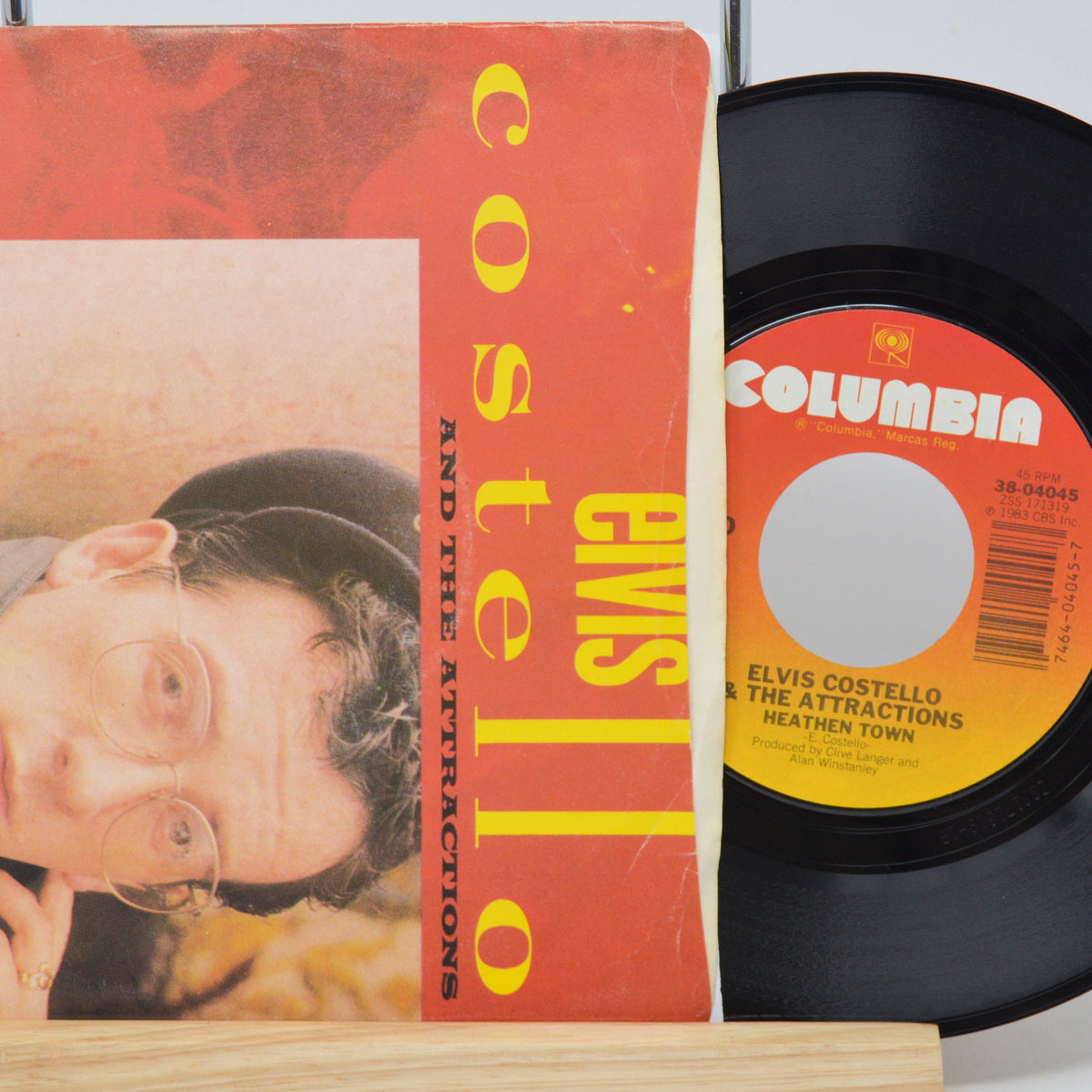 Elvis Costello Everyday I Write The Book 7 Inch Vinyl Record Joe s Elvis costello everyday i write the book 7 inch vinyl record joe s