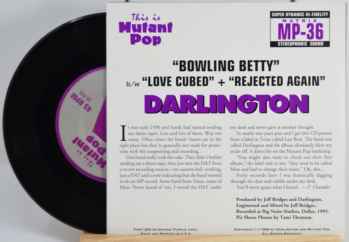 Back cover of Darlington – Bowling Betty 7-inch vinyl with track info and story