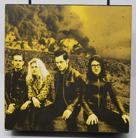 Dead Weather - Live At Mayan