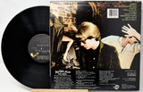 Hall & Oates - Beauty On A Back Street