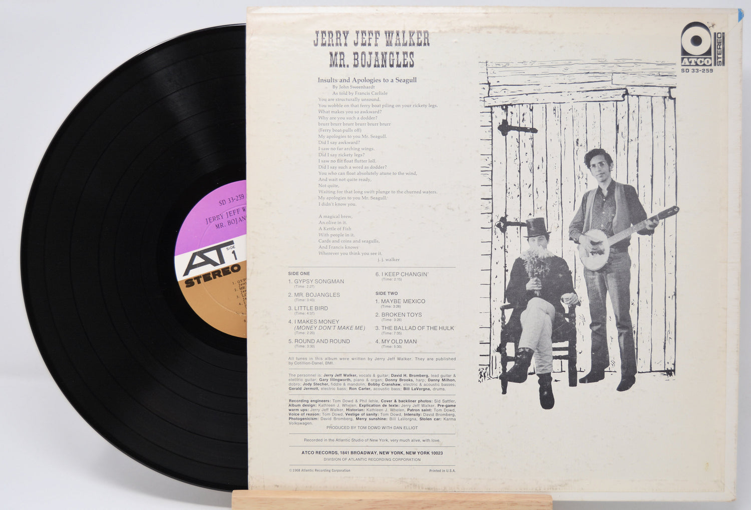 Vinyl record 'Jerry Jeff Walker Mr Bojangles' with back cover featuring a black and white illustration of two people, one playing guitar.