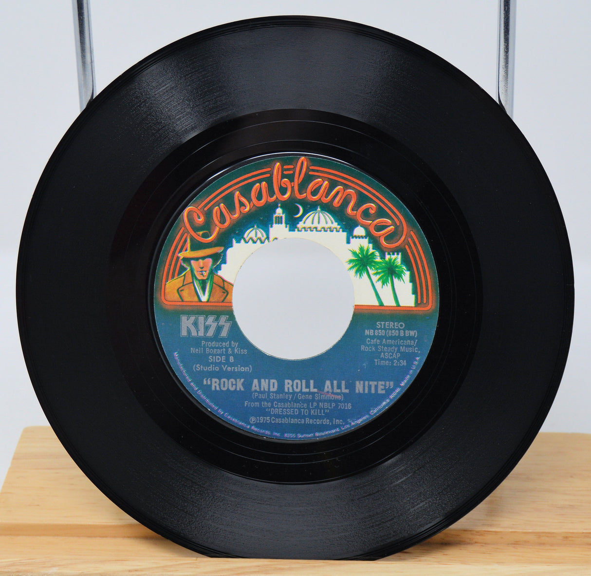 Kiss - Rock And Roll All Night