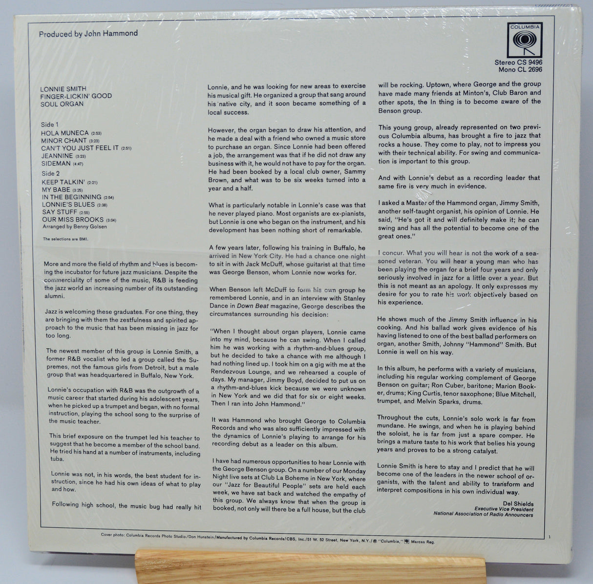 Back cover of Lonnie Smith's 'Finger-Lickin' Good' LP with tracklist and liner notes