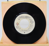 Love De-Luxe - Here Comes That Sound Again