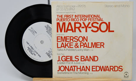 Front cover and record of Mar Y Sol Puerto Rico Pop Festival Atco Sampler vinyl EP featuring artist track listings.