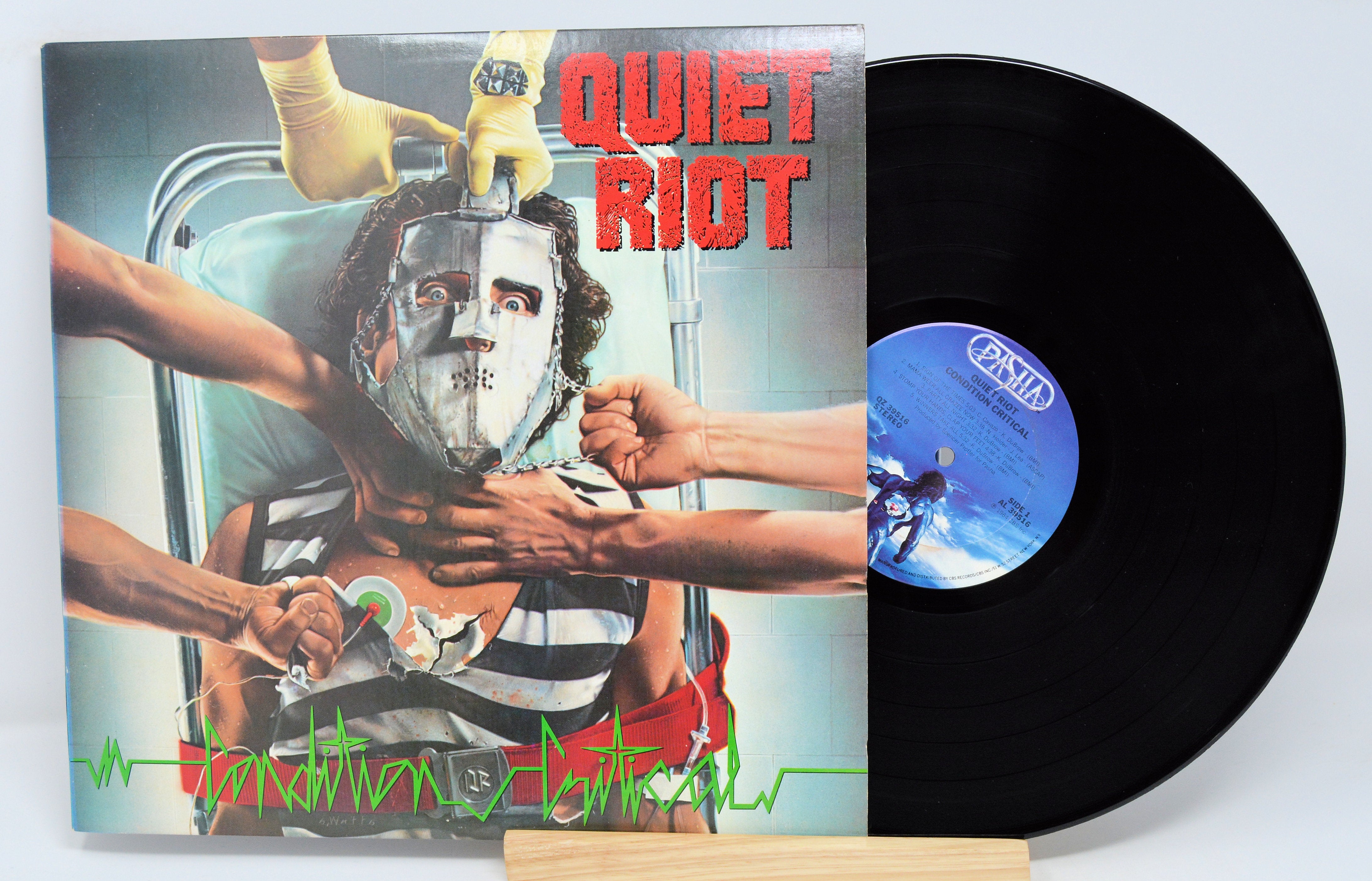 国内盤 帯付き CD Quiet Riot コンディション・クリティカル Condition - Critical Quiet Riot – CD (Album, | – Music RIOT