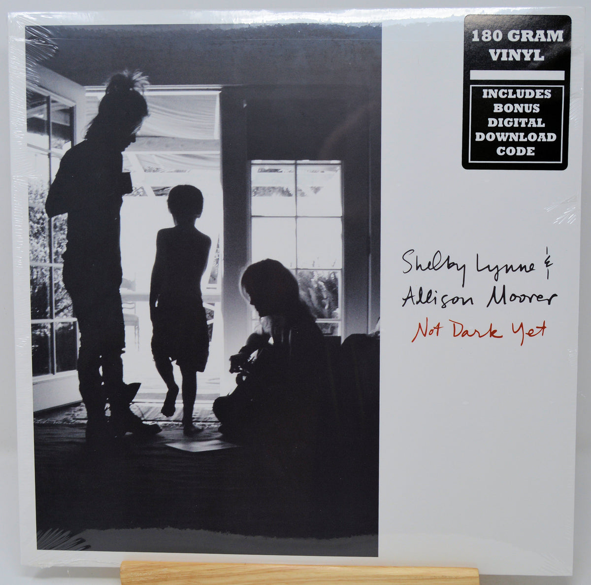 Lynne, Shelby & Allison Moorer - Not Dark Yet