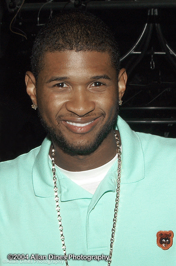 Usher - Photo
