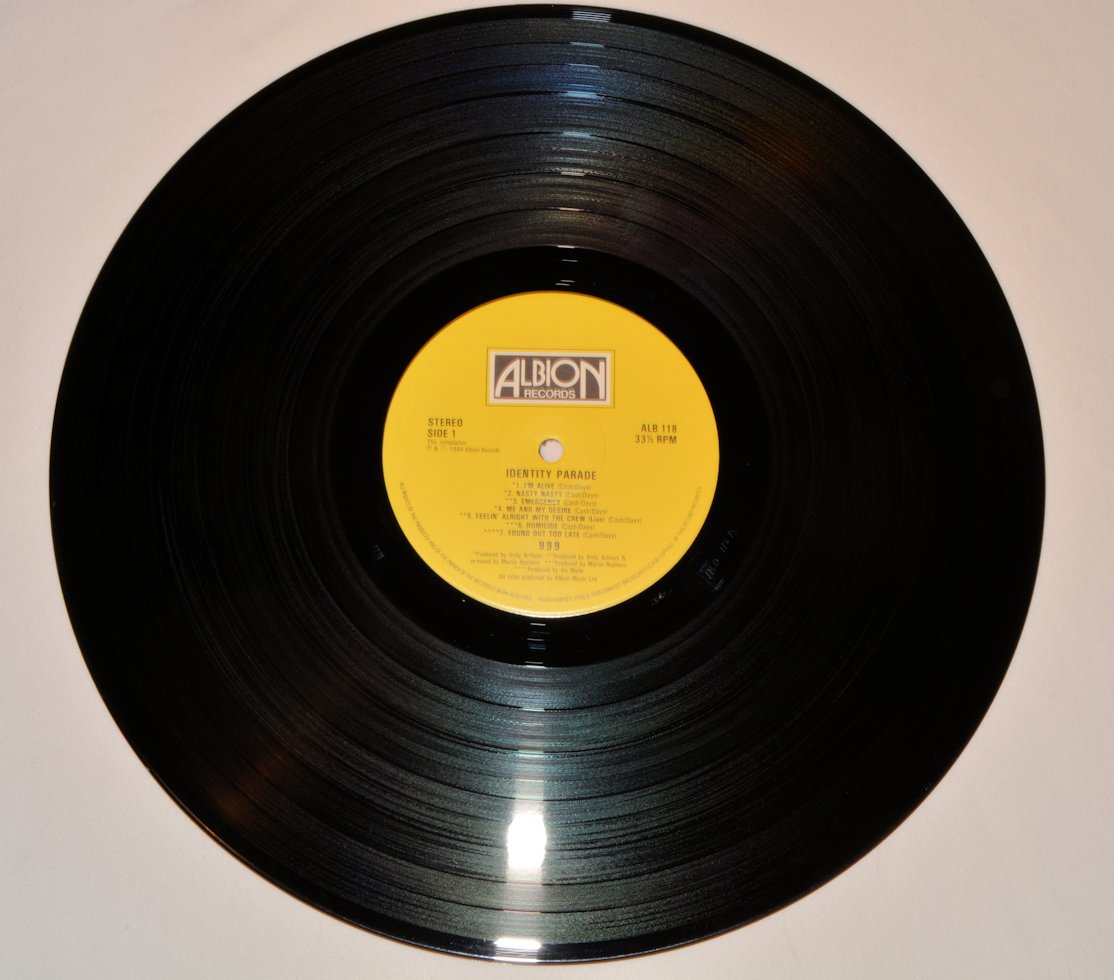 999 - 999 identity parade