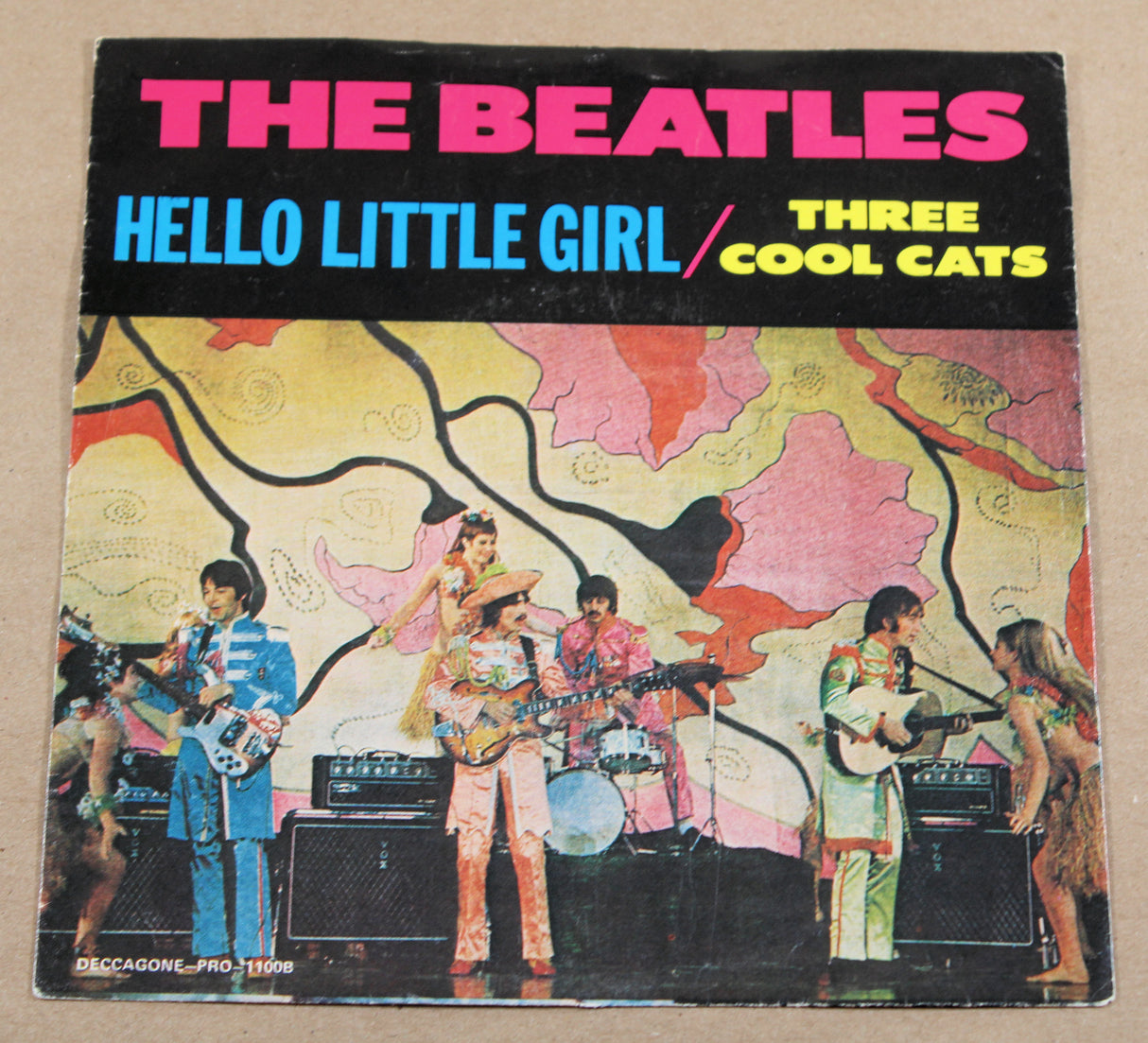 Beatles, The - Three Cool Cats/Hello Little Girl(Pic Sleeve)
