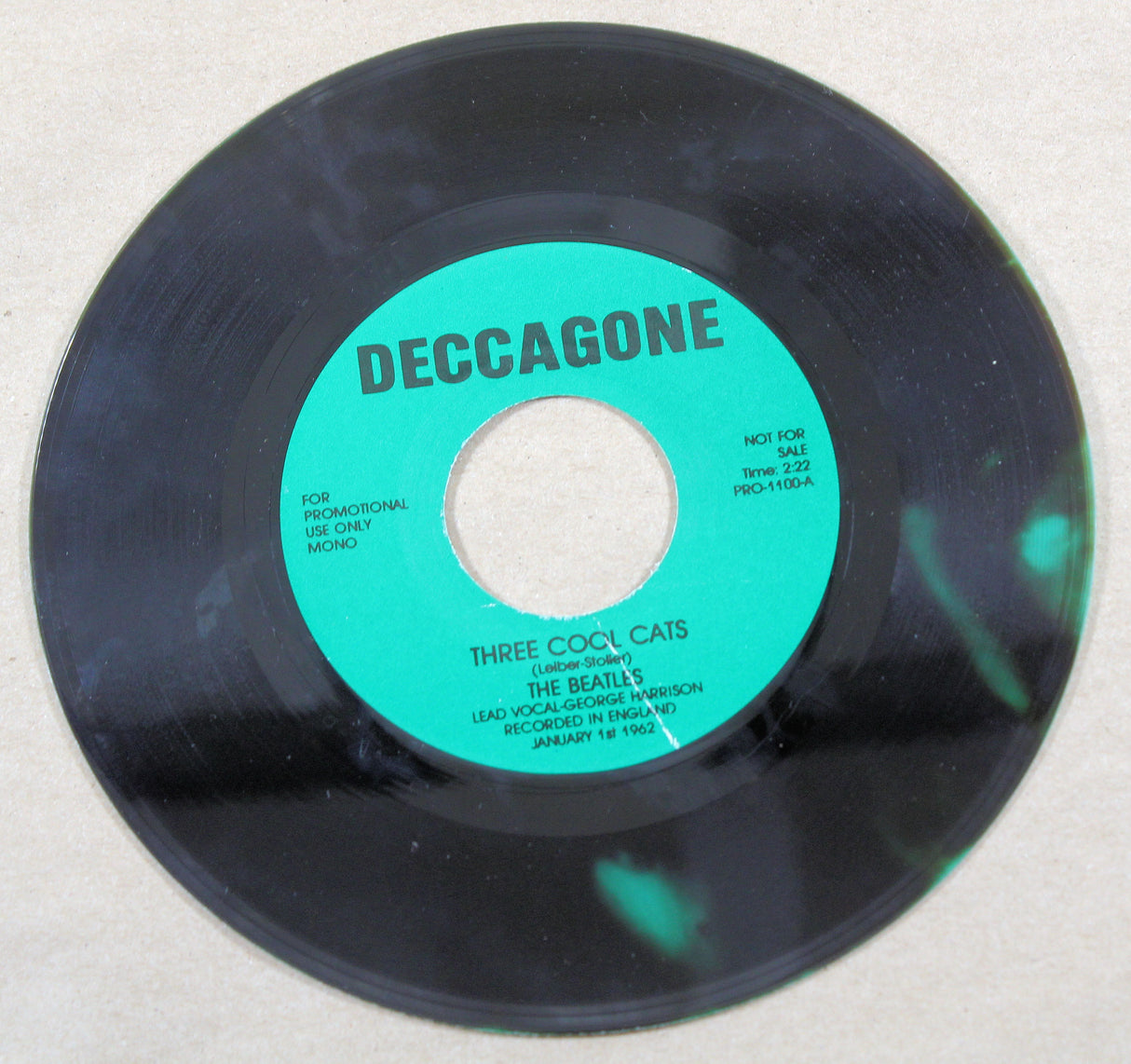 Beatles, The - Three Cool Cats/Hello Little Girl(Pic Sleeve)