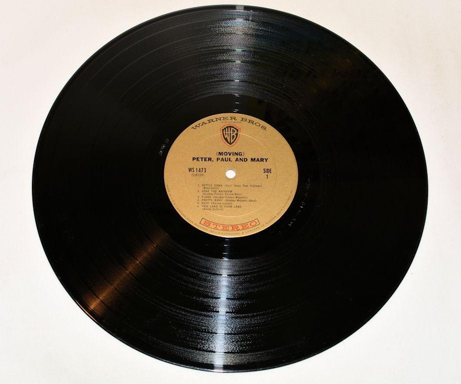 Peter Paul & Mary - Moving