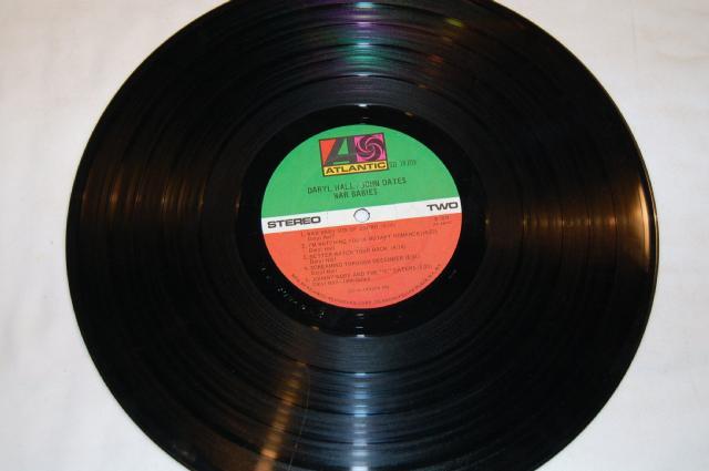 Hall & Oates - War Babies