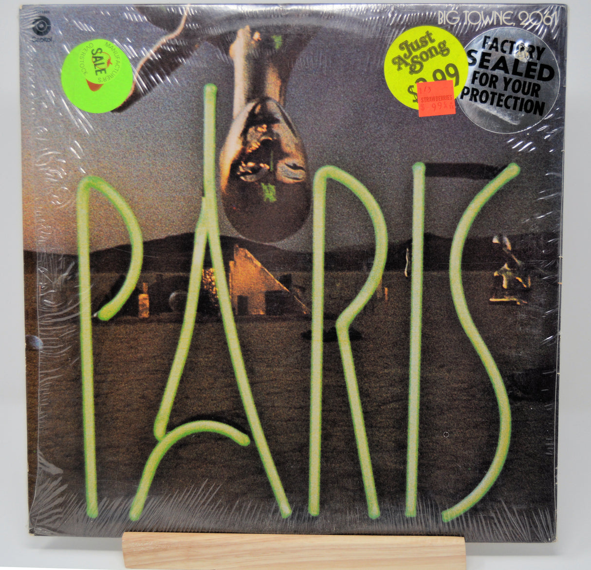 Paris - Big Towne, 2061