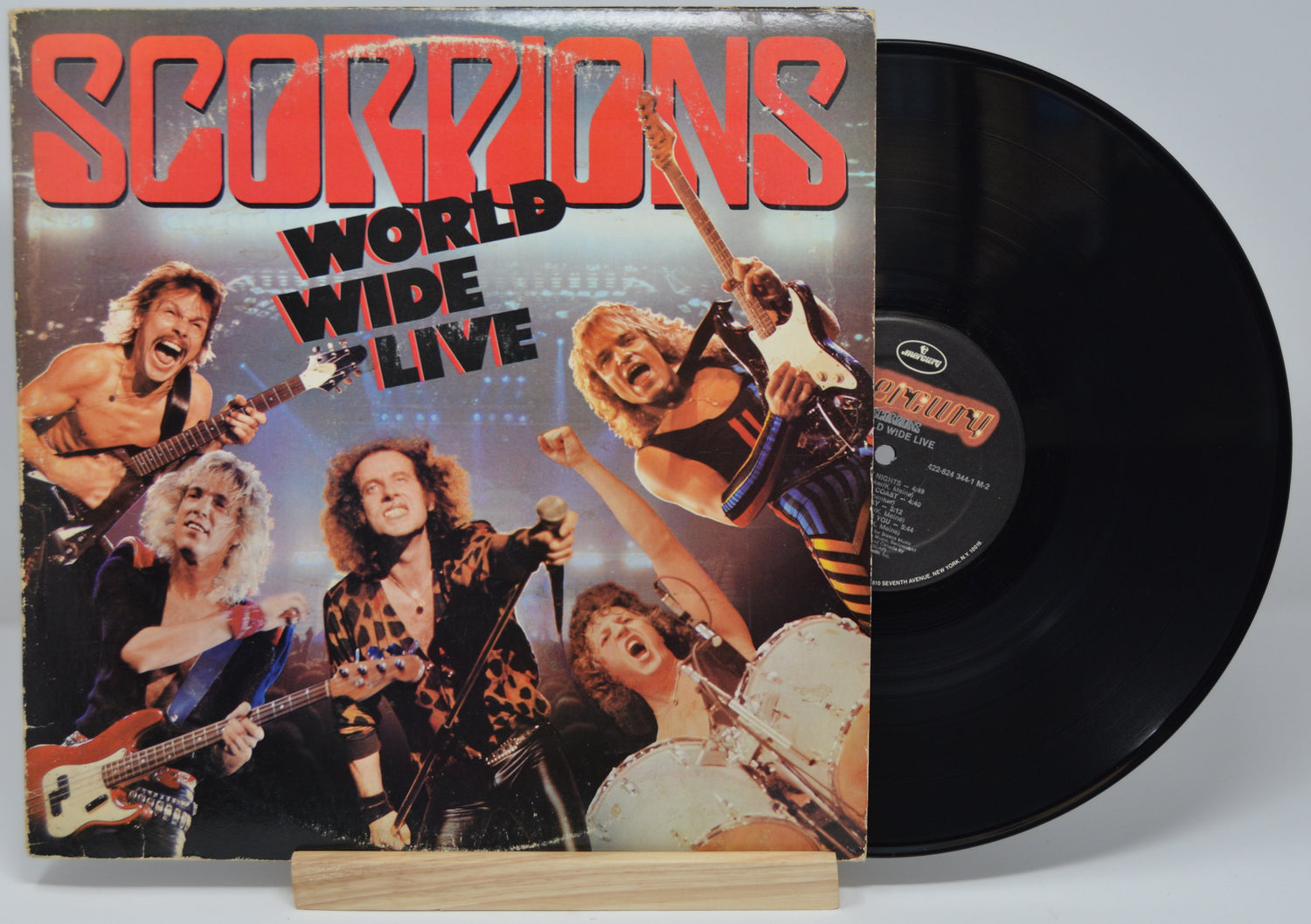 Scorpions - World Wide Live