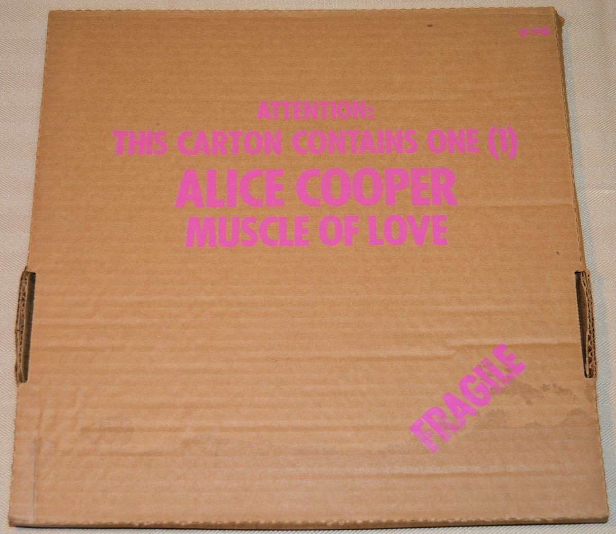 Alice Cooper - Muscle Of Love