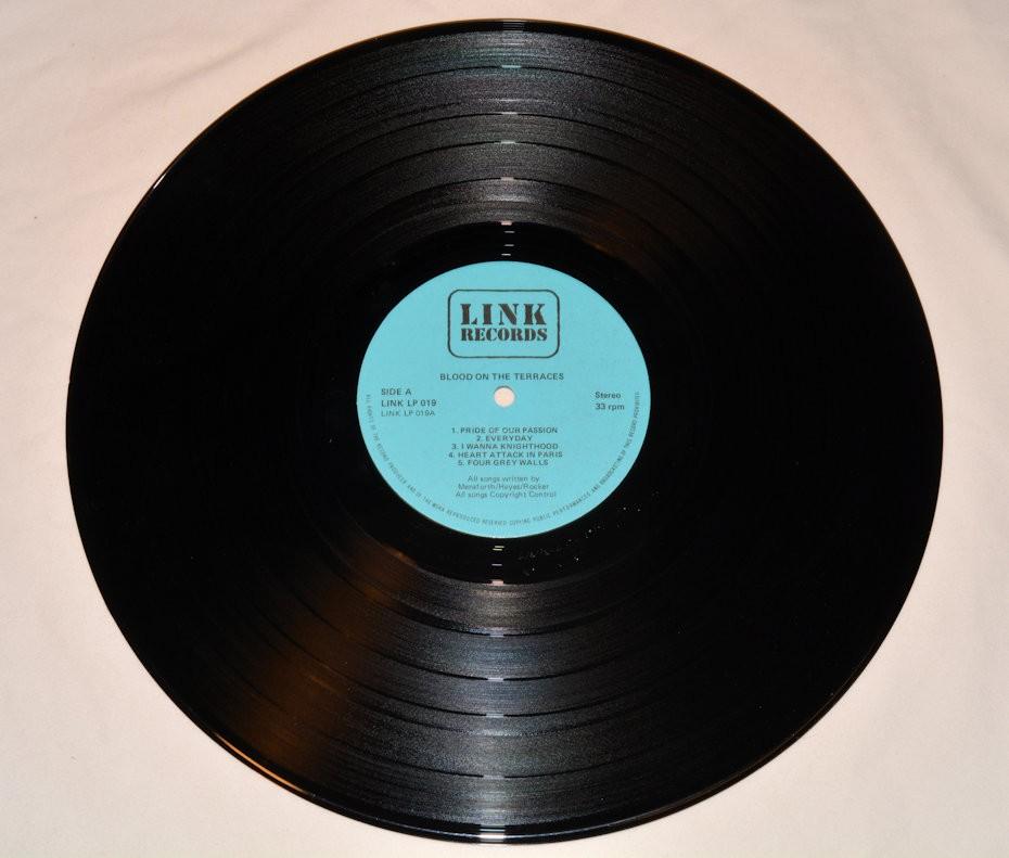 Angelic Upstarts - Blood On The Terraces