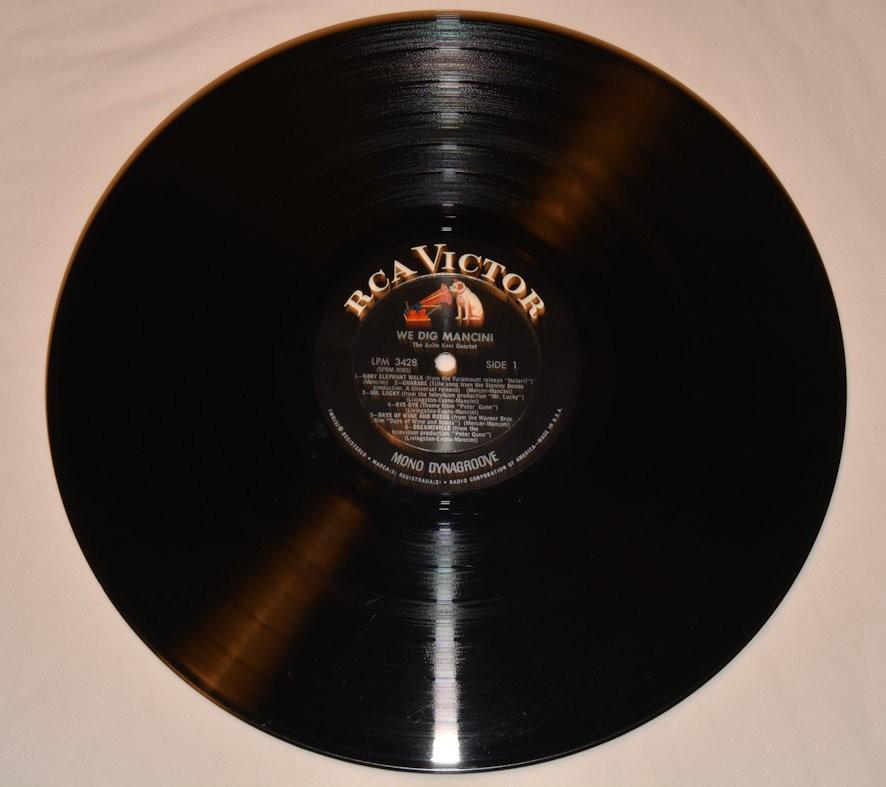 Kerr, Anita - We Dig Mancini