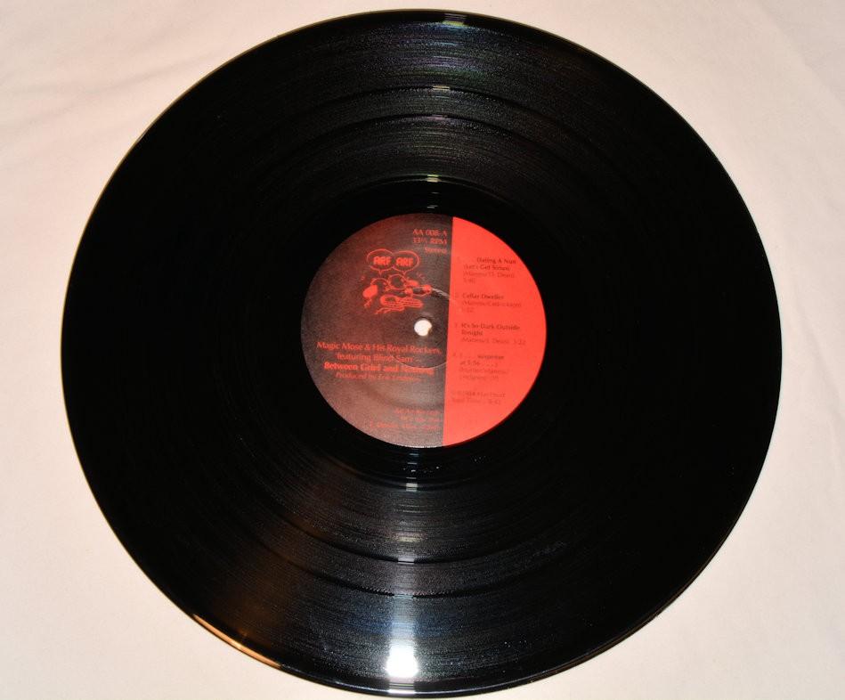 Magic Mose And His Royal Rocker - Between Grief And Nothing