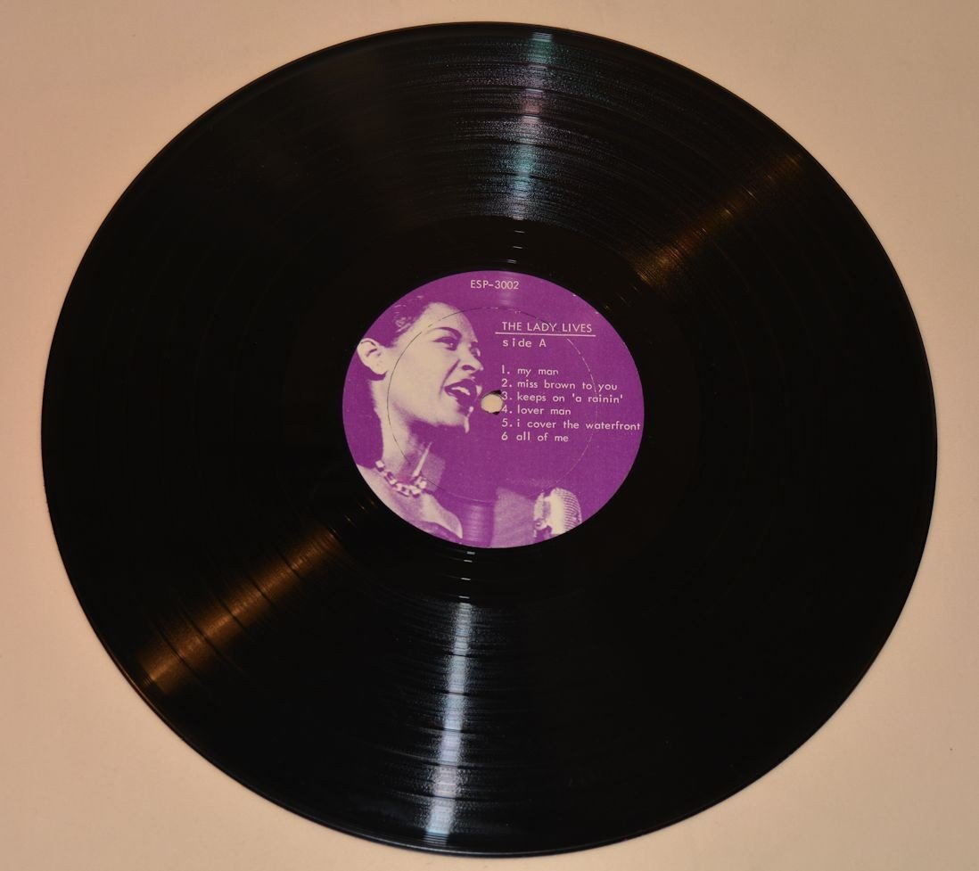 Holiday, Billie - Lady Lives