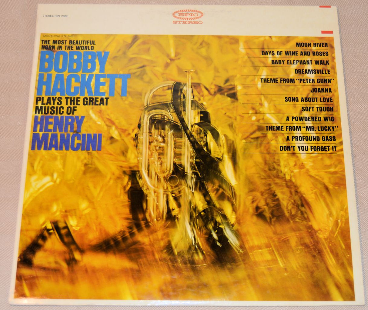 Hackett, Bobby - Plays Henry Mancini