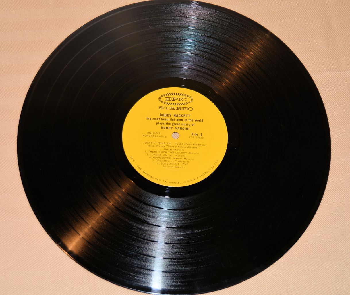 Hackett, Bobby - Plays Henry Mancini