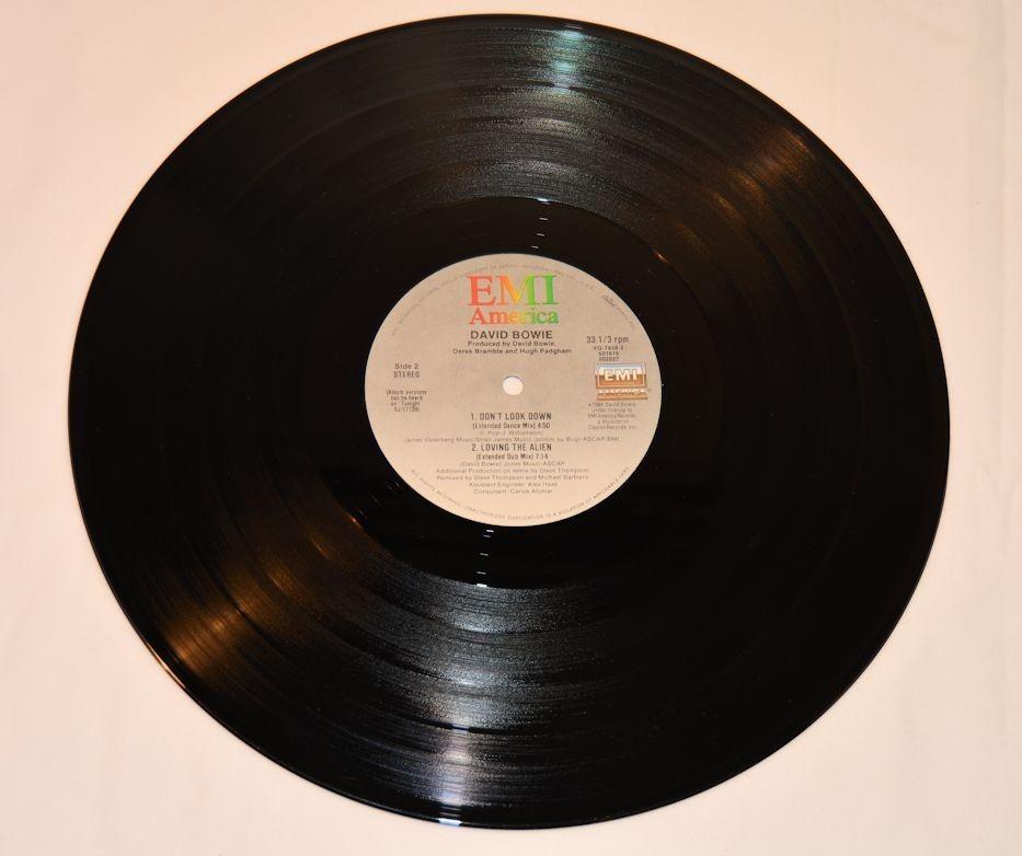 Bowie, David - Loving The Alien