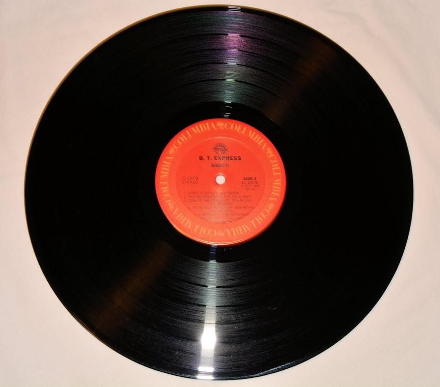 B.T. Express - Shout! (Shout It Out)