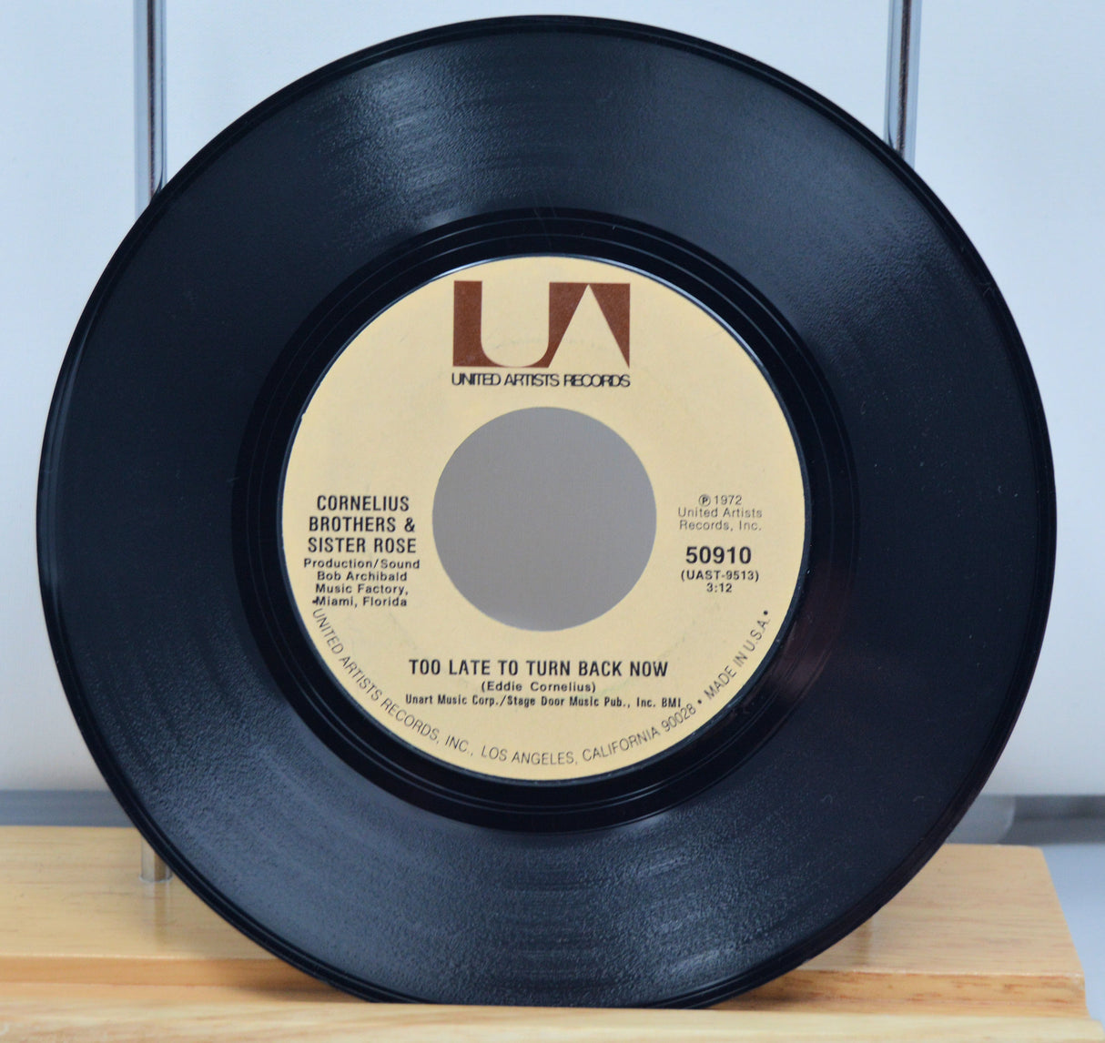 Cornelius Brothers - Too Late To Turn Back Now