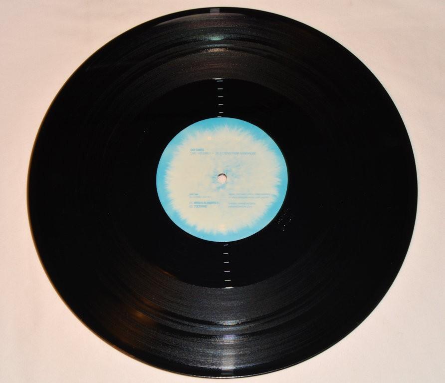 Deftones - Live Volume 1