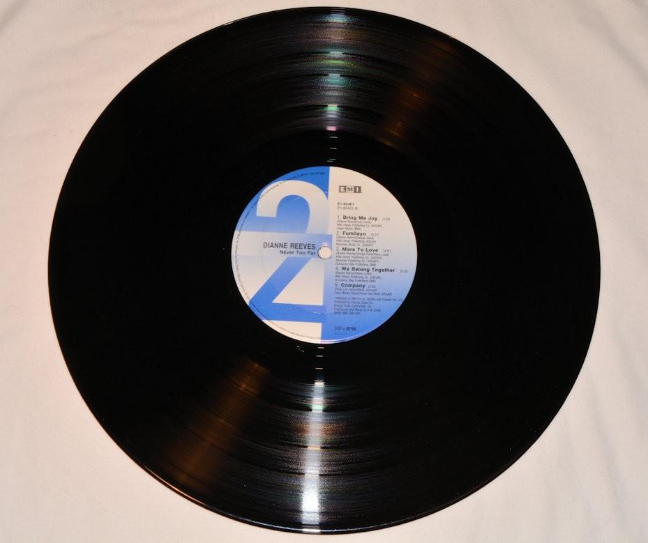 Reeves, Dianne - Never Too Far