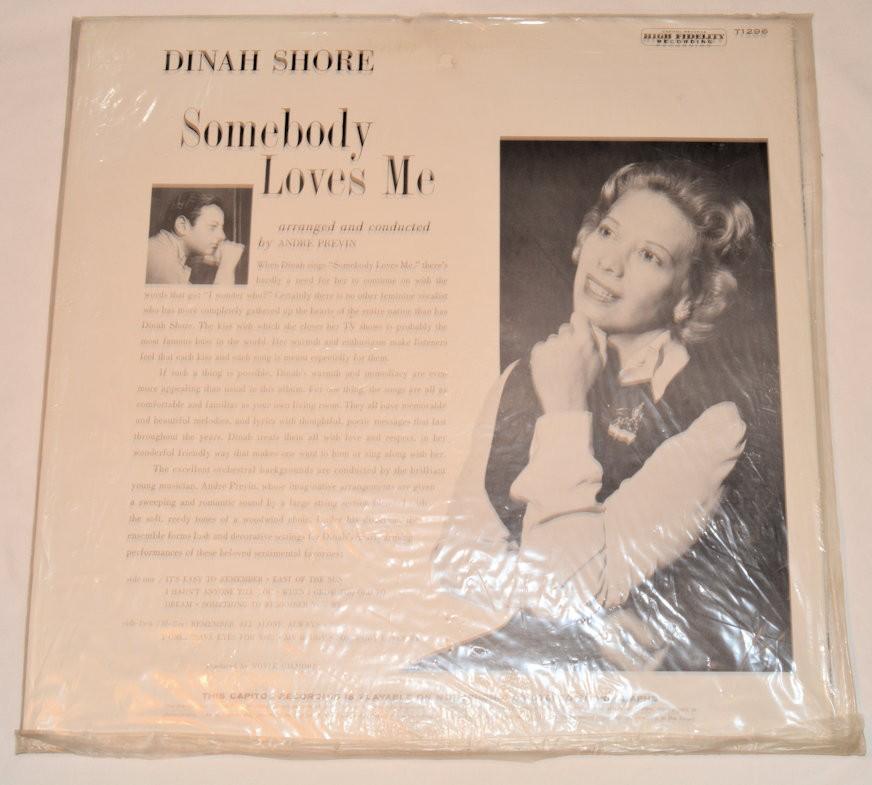 Shore, Dinah - Somebody Loves Me