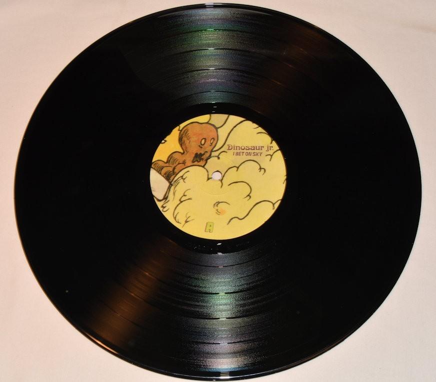 Dinosaur Jr - I Bet On Sky