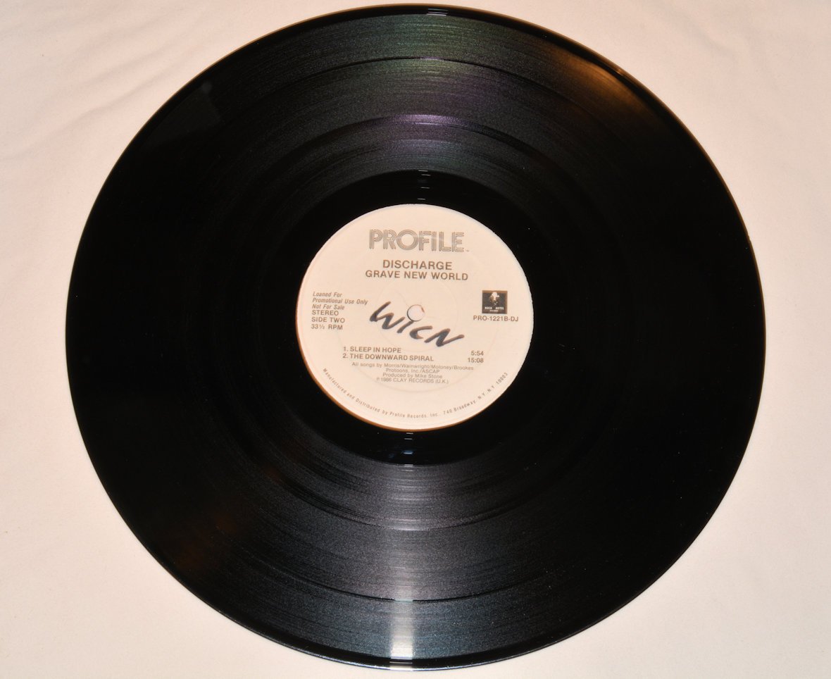 Discharge - Grave New World