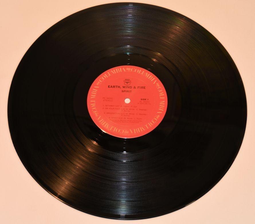Earth Wind & Fire - Spirit