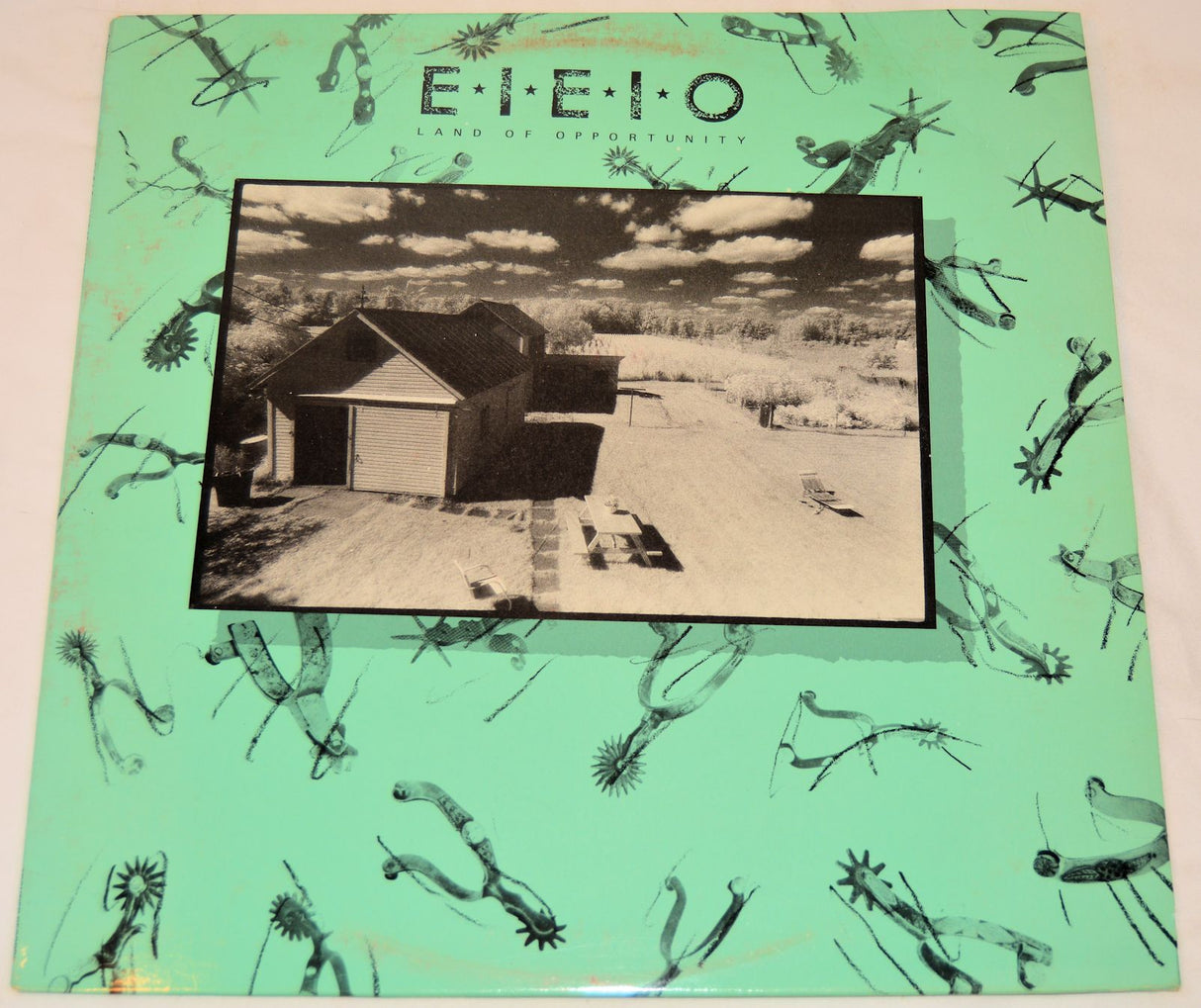 EIEIO - Land Of Opportunity
