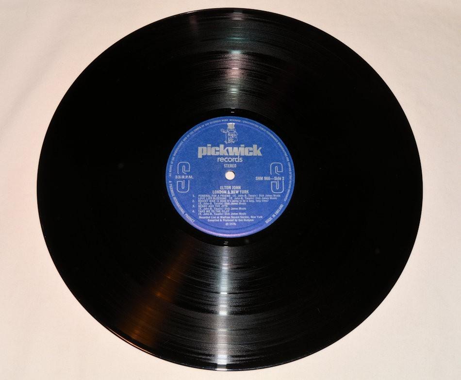 John, Elton - London & New York