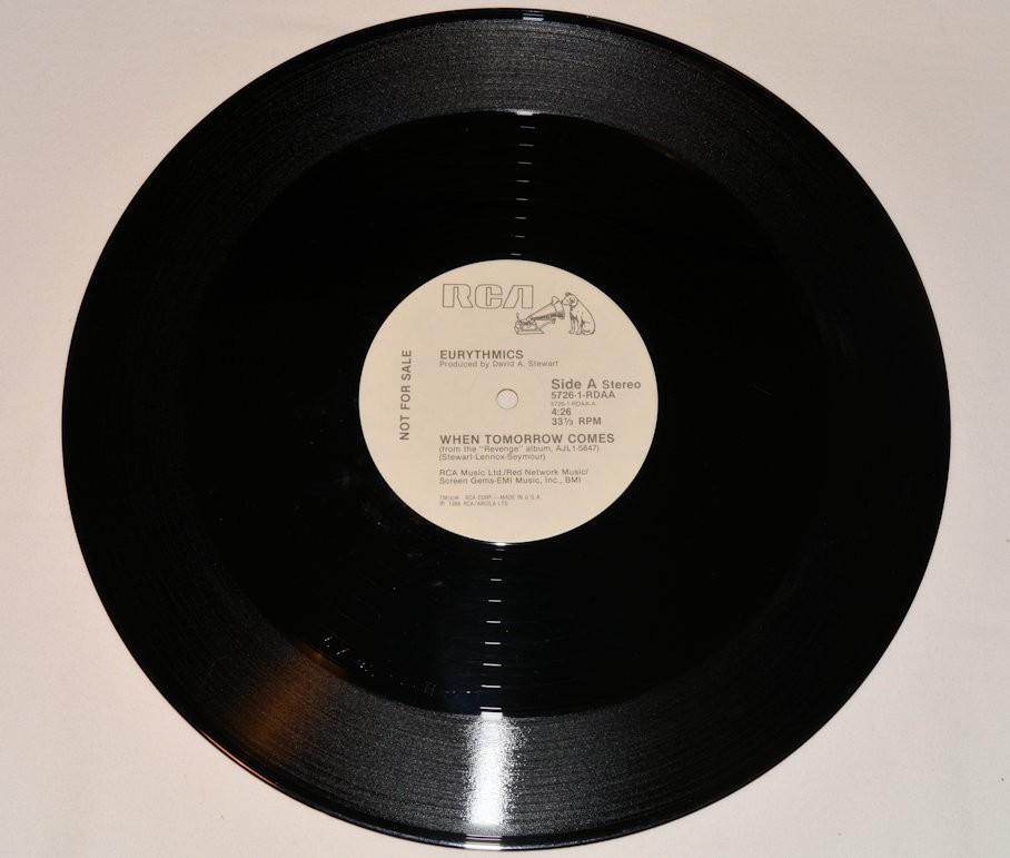 Eurythmics - When Tomorrow Comes