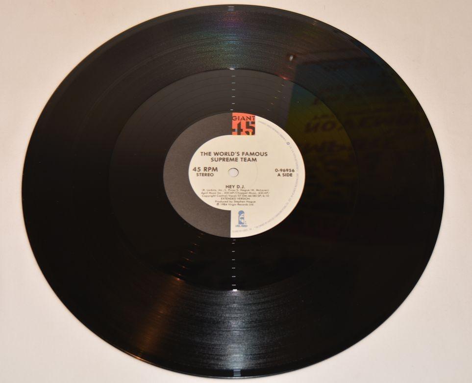 World Famous Supreme Team - Hey DJ