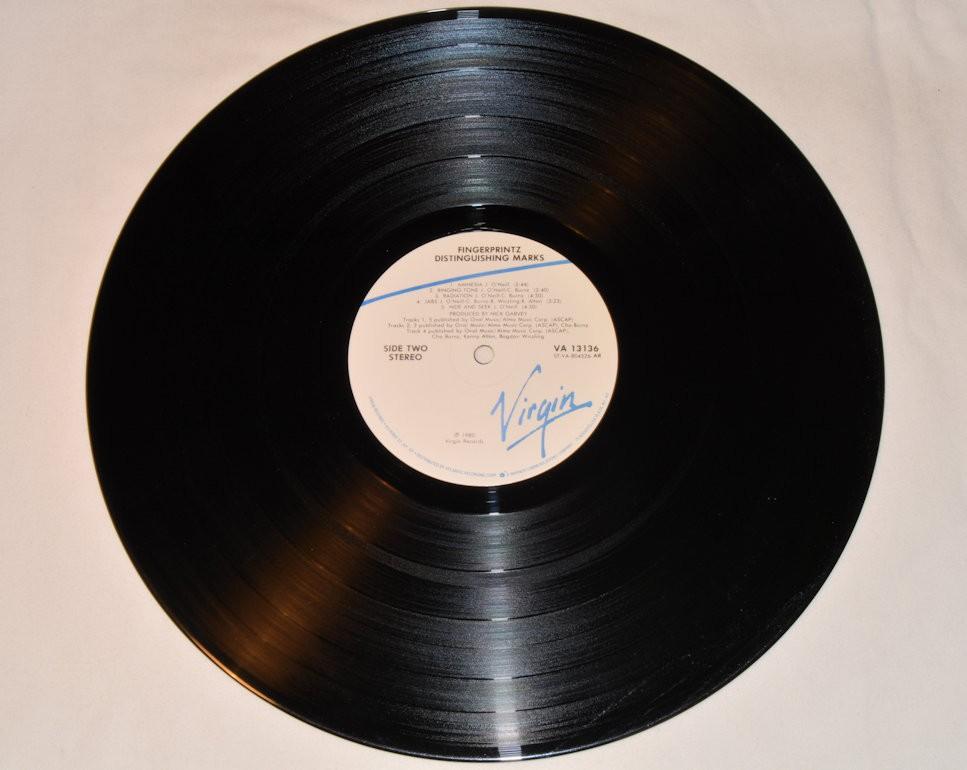 Fingerprintz - Distinguishing Marks