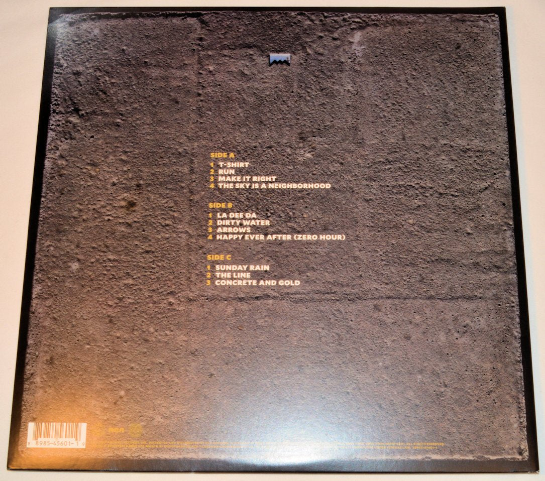 Foo Fighters - Concrete & Gold