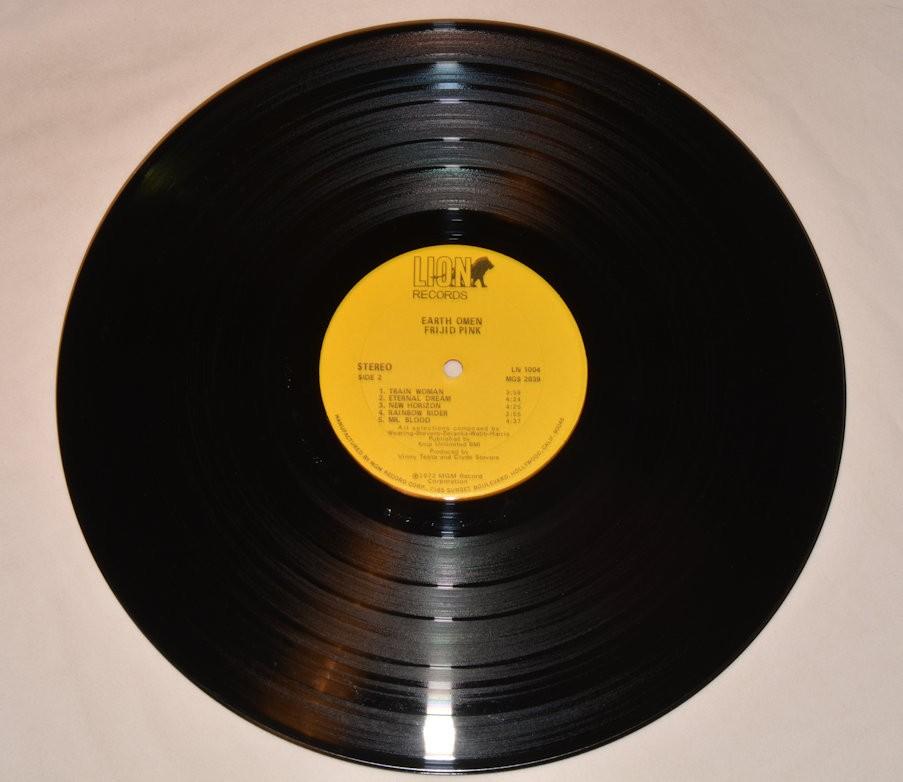 Frijid Pink - Earth Omen