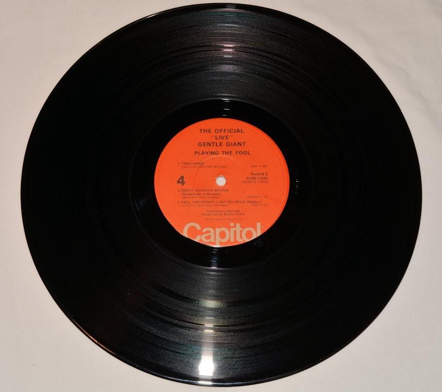 Gentle Giant - Live Playing The Fool